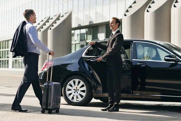 Private Car Services For Airport Transfers